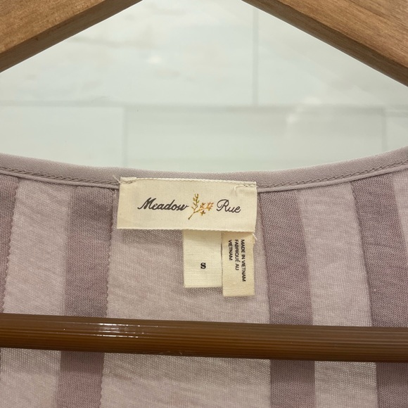 Meadow Rue @ Anthropologie lavender sleeveless blouse, like new, smoke free home - Picture 4 of 5